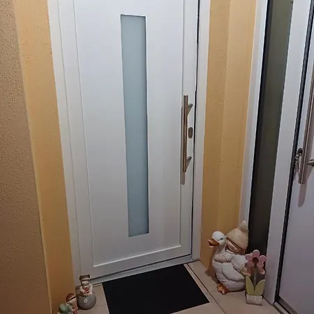 Neli Am Rhein Апартаменты Rheinbrohl