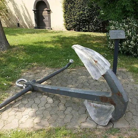 Neli Am Rhein Апартаменты Rheinbrohl