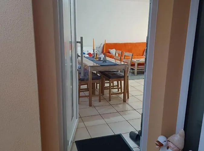 Neli Am Rhein * Rheinbrohl