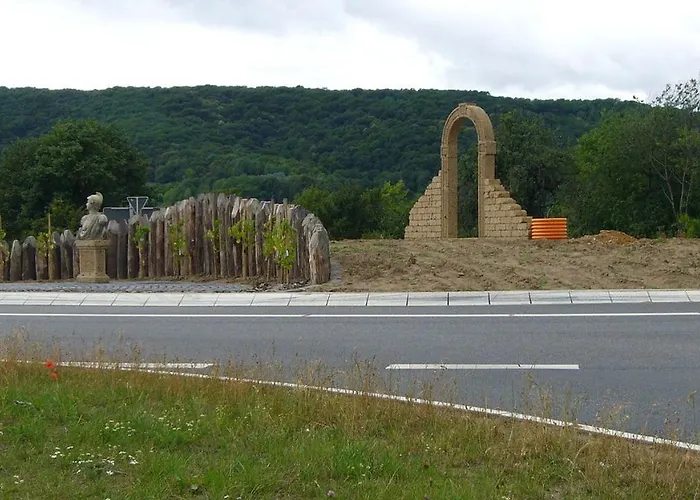 Neli Am Rhein * Rheinbrohl